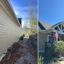 House-Soft-Wash-Window-Cleaning-in-Hendersonville-NC 2