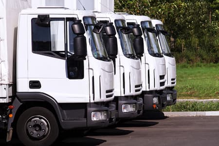 Greenville Commercial Fleet Washing: EPA Wastewater Compliance and Oil Stain Removal